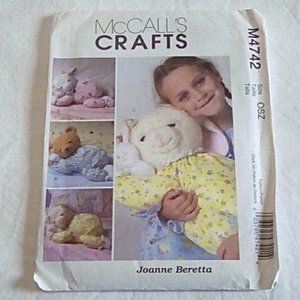McCall's Crafts M4742 Sleepy Dolls Pajama holder